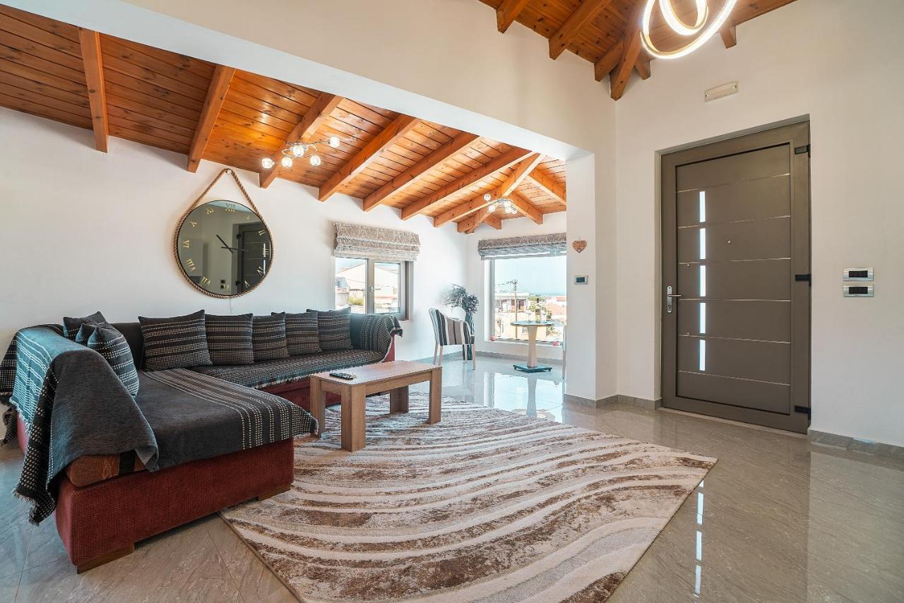 Nikolaos 2 Villa